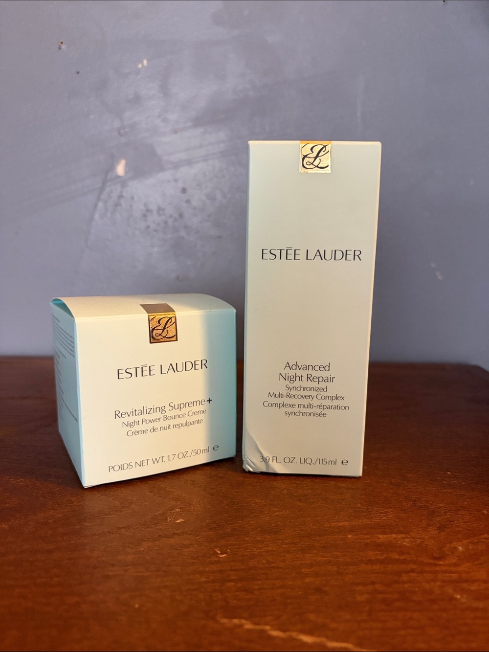 Estee Lauder pale blue and gold skincare duo